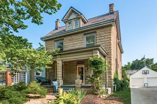 176 E Kelso Rd, Columbus, OH 43202 - Photo 5