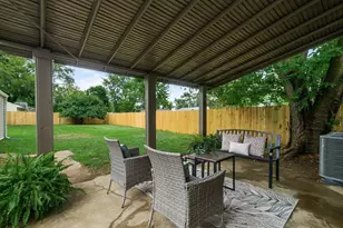 2451 Joyce Ave, Columbus, OH 43211 - Photo 19