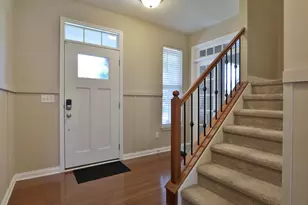 2607 Lori's Way, Grove City, OH 43123 - Photo 5