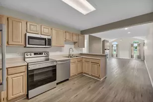 2227 Ravine Woods Dr, Grove City, OH 43123 - Photo 15