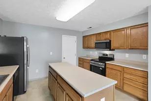 5480 Shannon Square Dr, Canal Winchester, OH 43110 - Photo 13