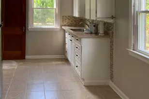 2237 Parkwood Ave, Columbus, OH 43211 - Photo 7
