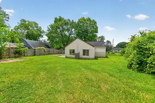 1678 Dewberry Rd, Columbus, OH 43207 - Photo 33