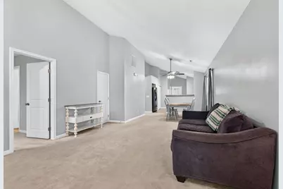657 Gleaming Drive, Galloway, OH 43119 - Photo 5