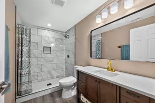 2444 Kilbourne Ave, Columbus, OH 43229 - Photo 23