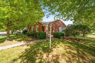 1840 Ardleigh, Columbus, OH 43221 - Photo 3