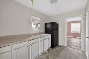 1927 Gault St, Columbus, OH 43205 - Photo 9