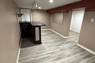 4006 Halsey, Columbus, OH 43228 - Photo 7