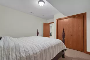 748 King Beach Dr, Howard, OH 43028 - Photo 33