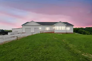 43 Mt Zion Rd NW, Lancaster, OH 43130 - Photo 1