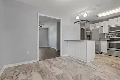 3851 Farm Brook Lane, Columbus, OH 43204 - Photo 7