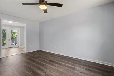 3851 Farm Brook Lane, Columbus, OH 43204 - Photo 3