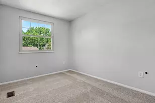 3851 Farm Brook Ln, Columbus, OH 43204 - Photo 13