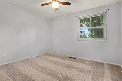 3851 Farm Brook Lane, Columbus, OH 43204 - Photo 17