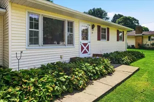 15 E Mound St, Fredericktown, OH 43019 - Photo 3