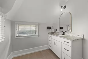 392 1/2 E Town St, Columbus, OH 43215 - Photo 25