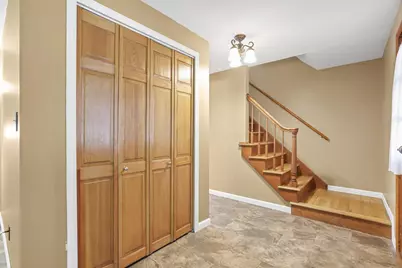 4758 Heatherton Drive, Columbus, OH 43229 - Photo 9
