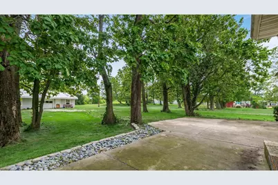 2090 N Sulphur Springs Road, West Alexandria, OH 45381 - Photo 11