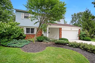 4770 Larwell Dr, Columbus, OH 43220 - Photo 1