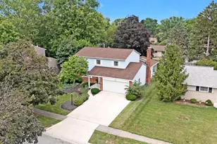 4770 Larwell Dr, Columbus, OH 43220 - Photo 37