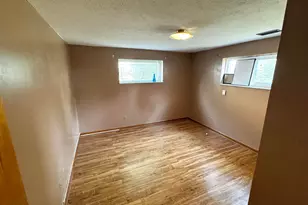 4687 Julian Dr, Columbus, OH 43227 - Photo 19
