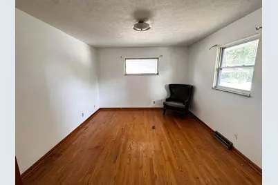 4687 Julian Drive, Columbus, OH 43227 - Photo 13