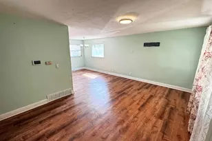 4687 Julian Dr, Columbus, OH 43227 - Photo 3