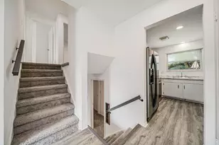2850 Ravenswood Ct, Columbus, OH 43232 - Photo 23