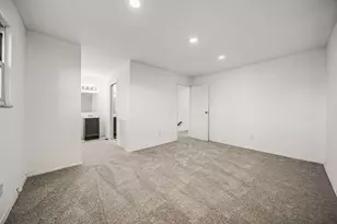 2850 Ravenswood Ct, Columbus, OH 43232 - Photo 35