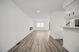 2850 Ravenswood Ct, Columbus, OH 43232 - Photo 15