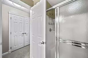 215 Ironclad Dr, Columbus, OH 43213 - Photo 47