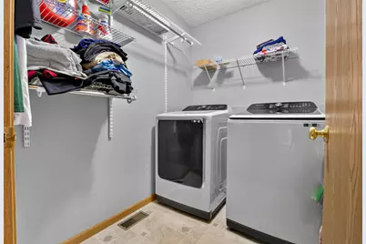2710 Prairie Grass Drive, Lancaster, OH 43130 - Photo 23