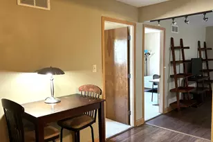 364 W Lane Ave, Columbus, OH 43201 - Photo 13
