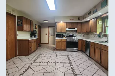 2476 Watseka Drive, West Liberty, OH 43357 - Photo 11