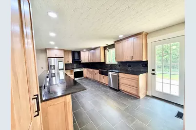 12761 Old Mansfield Road, Mount Vernon, OH 43050 - Photo 9