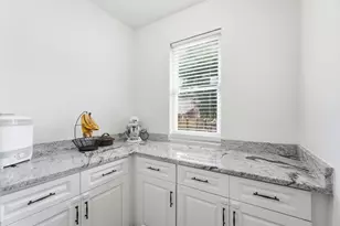 957 Studer Ave, Columbus, OH 43206 - Photo 11