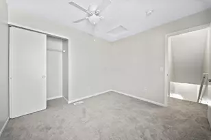 665 Perilous Pl, Galloway, OH 43119 - Photo 19