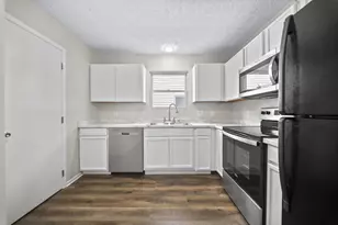 665 Perilous Pl, Galloway, OH 43119 - Photo 15