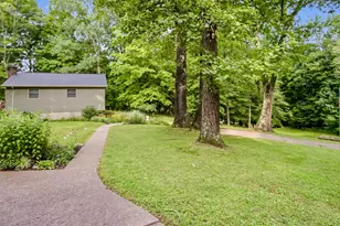 210 Camp Ln, New Concord, OH 43762 - Photo 13