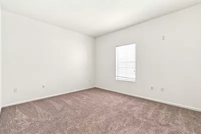 22 W Russell Street, Columbus, OH 43215 - Photo 15