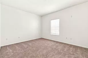 22 W Russell St, Columbus, OH 43215 - Photo 15