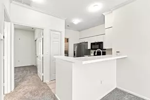 22 W Russell St, Columbus, OH 43215 - Photo 9