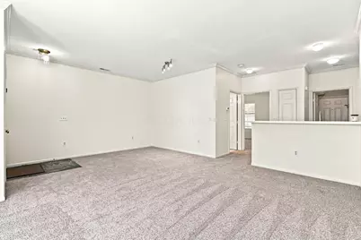22 W Russell Street, Columbus, OH 43215 - Photo 7