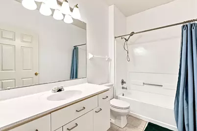 22 W Russell Street, Columbus, OH 43215 - Photo 17