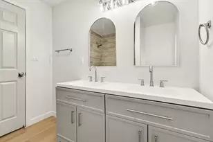 8237 Sandy Ln, Cincinnati, OH 45239 - Photo 3