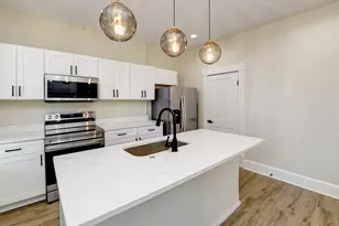 644 E Whittier St, Columbus, OH 43206 - Photo 9