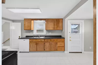 663 Henry Street, Marion, OH 43302 - Photo 9