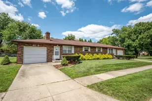 2643 Blossom Ave, Columbus, OH 43231 - Photo 3