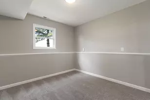 6110 Holiday Ln, Dublin, OH 43016 - Photo 37