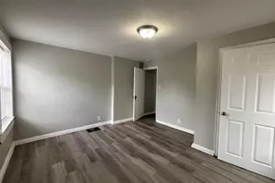 751 E Mithoff St, Columbus, OH 43206 - Photo 7
